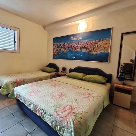 Apartments Gvozdenovic Petrovac Exterior foto