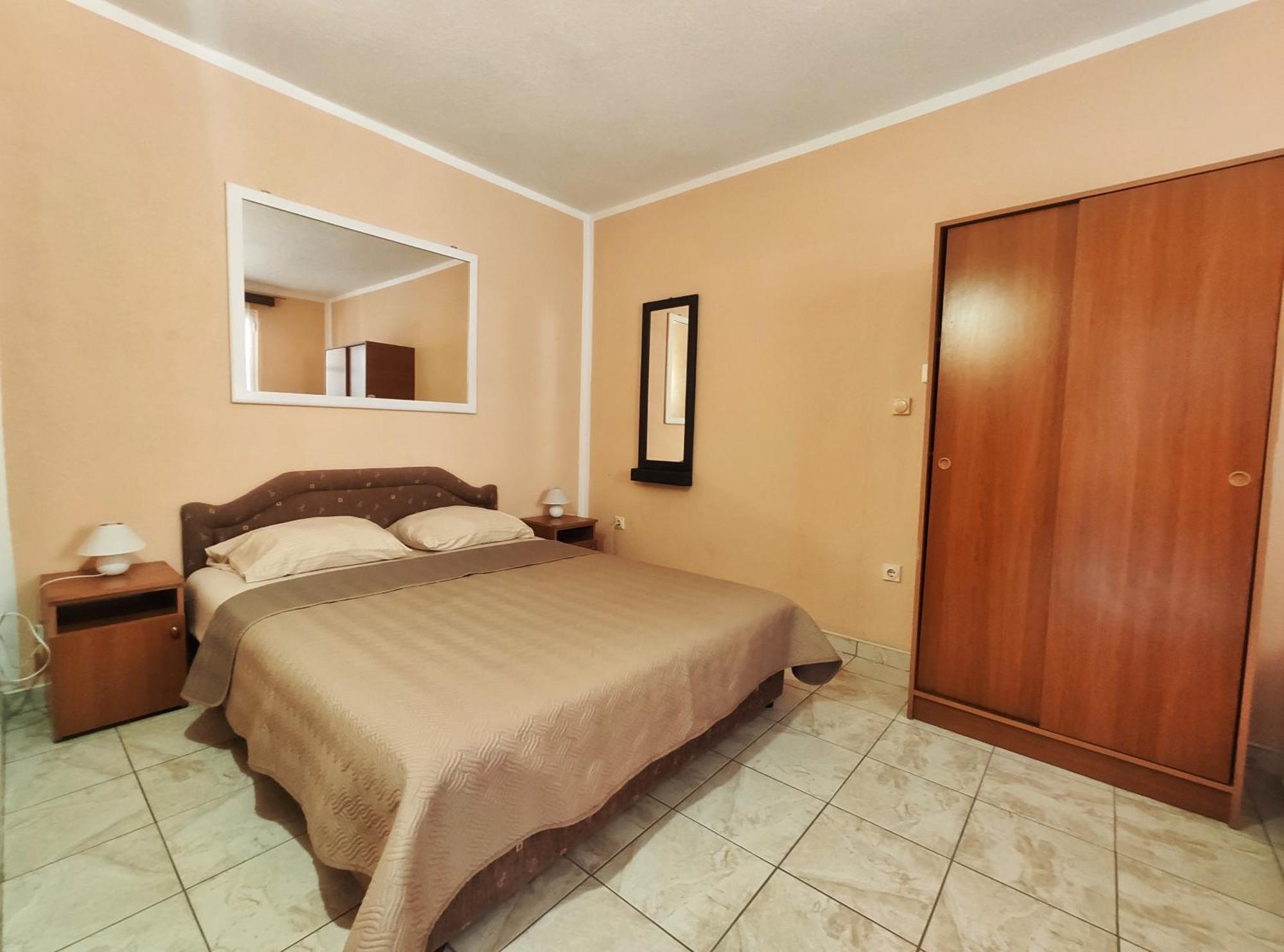 Apartments Gvozdenovic Petrovac Habitación foto